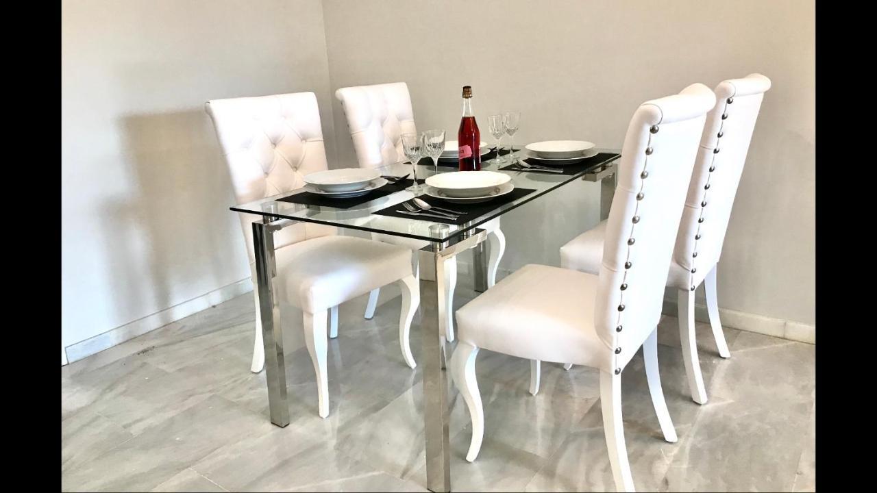 Mi Capricho Beachfront- 3-7 Apartment With Sea Views Sitio de Calahonda 외부 사진