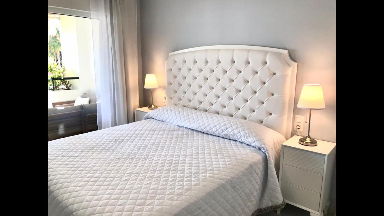 Mi Capricho Beachfront- 3-7 Apartment With Sea Views Sitio de Calahonda 외부 사진