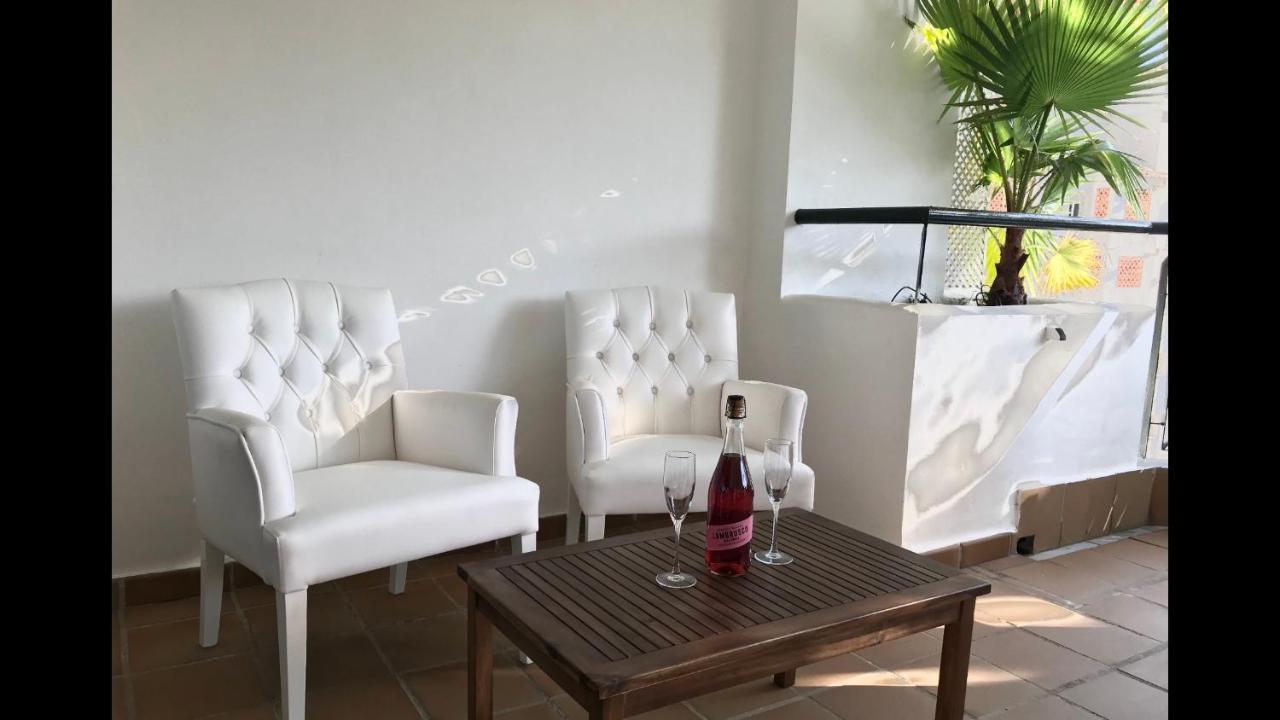 Mi Capricho Beachfront- 3-7 Apartment With Sea Views Sitio de Calahonda 외부 사진