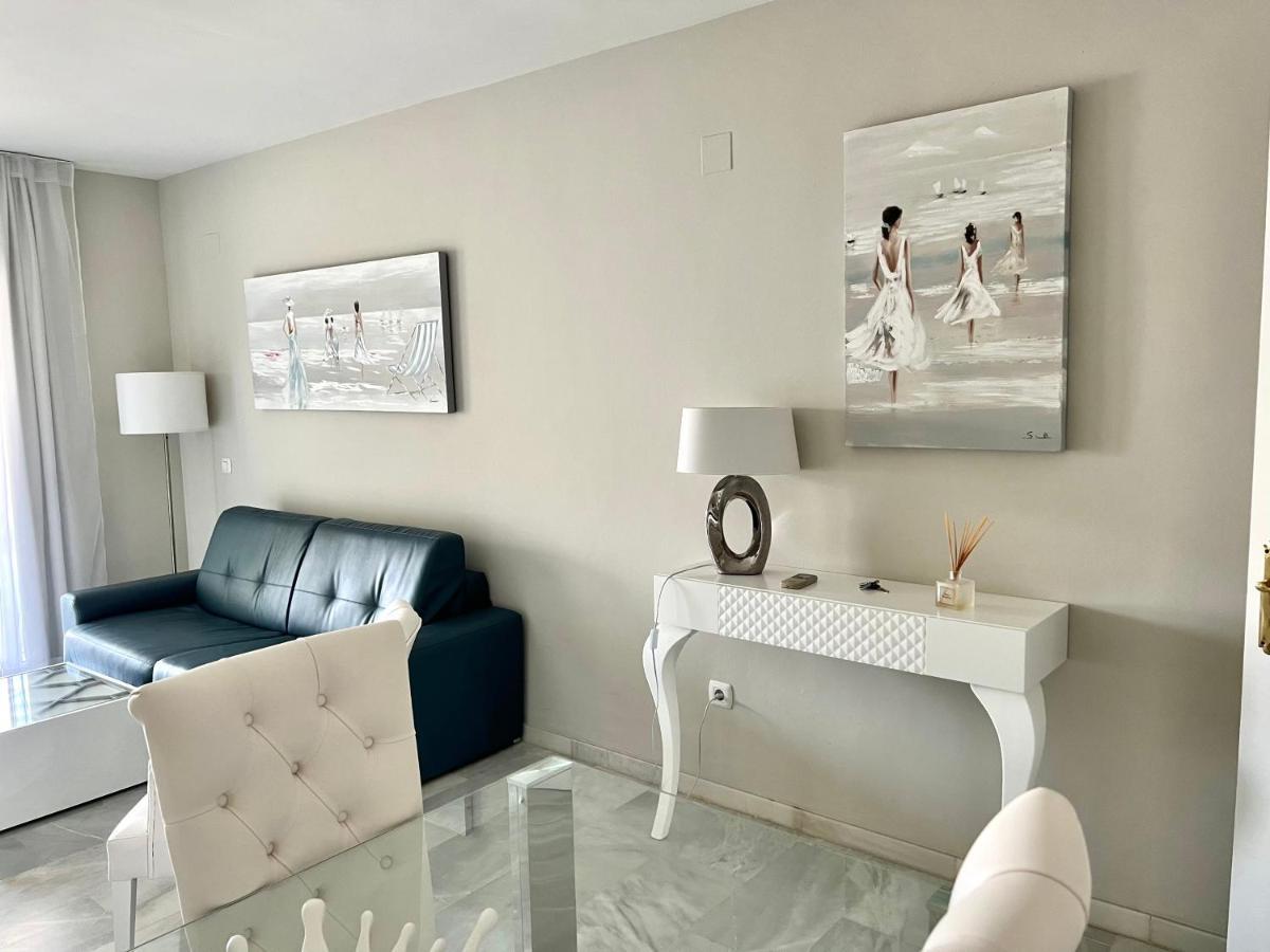Mi Capricho Beachfront- 3-7 Apartment With Sea Views Sitio de Calahonda 외부 사진