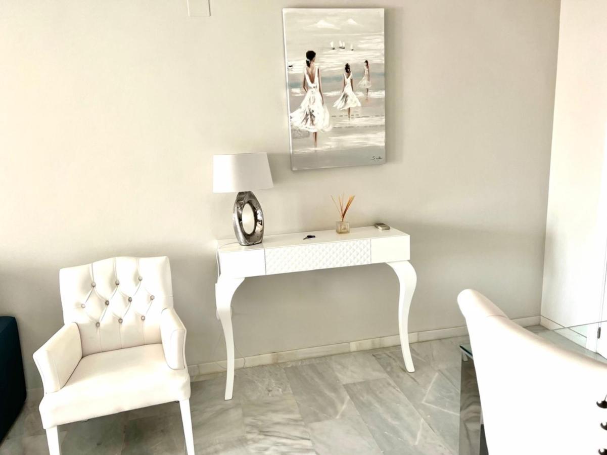 Mi Capricho Beachfront- 3-7 Apartment With Sea Views Sitio de Calahonda 외부 사진
